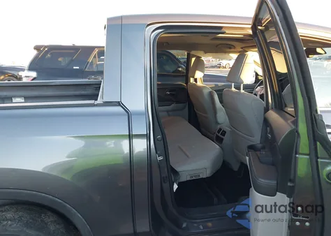 2017 Honda Ridgeline Rtl-E из США, поврежденный, VIN 5FPYK3F74HB011073